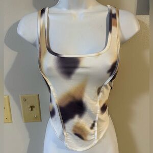 Tie-Dye Scoop Neck Tank Top in Cream, Brown & Black